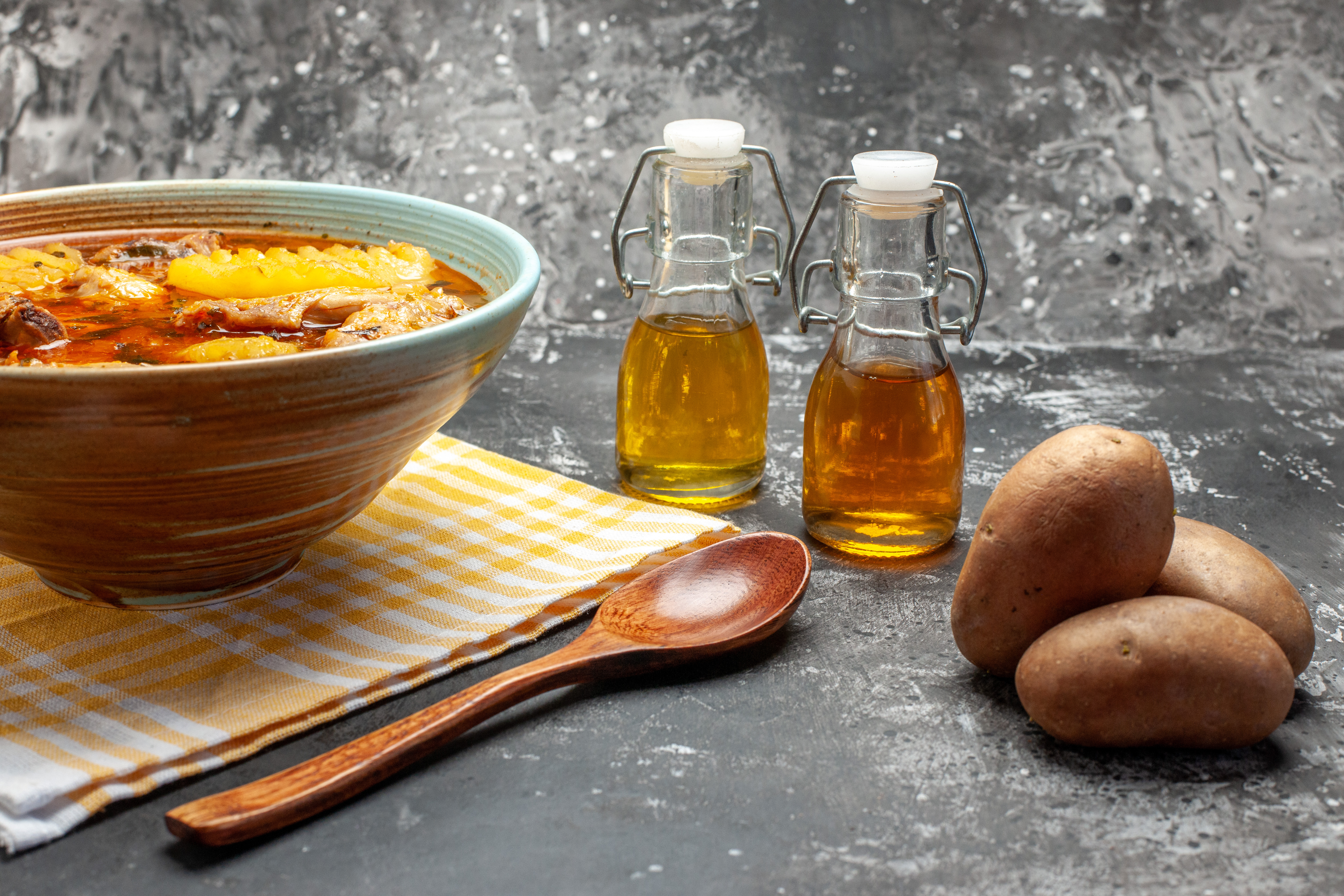 Why Reliable Cooking Oil Suppliers Matter for Your Health and Cooking